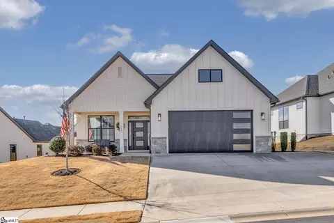 127 Winding Rock Rd, Simpsonville, SC 29680