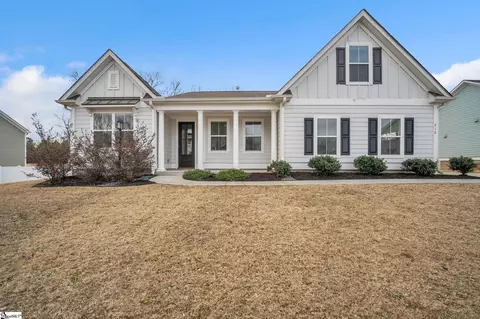 212 Deerview Trl, Simpsonville, SC 29680