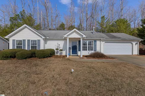 601 Brenna Ln, Piedmont, SC 29673