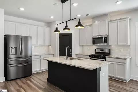 Kitchen - 164 Walking Stick Way, Pelzer, SC 29669 photo 2 of 5