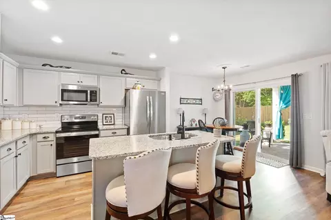 1252 Paramount Dr, Lyman, SC 29365 photo 5