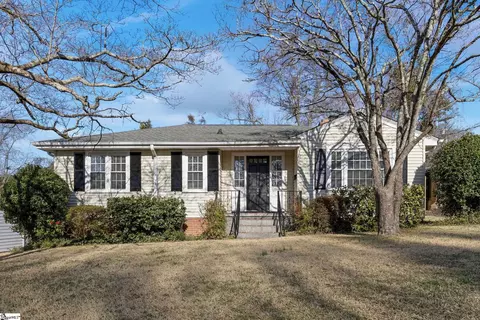 11 Ridgecrest Dr, Greenville, SC 29609