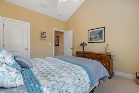 Bedroom - 271 Silver Hawk Dr, Duncan, SC 29334 photo 5 of 6