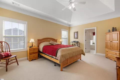 Bedroom - 271 Silver Hawk Dr, Duncan, SC 29334 photo 4 of 6