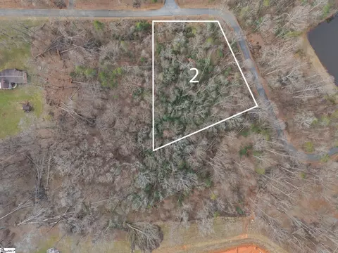 295 Bluebird Ln, Spartanburg, SC 29303