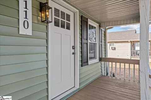 110 E James St, Greer, SC 29651 photo 2