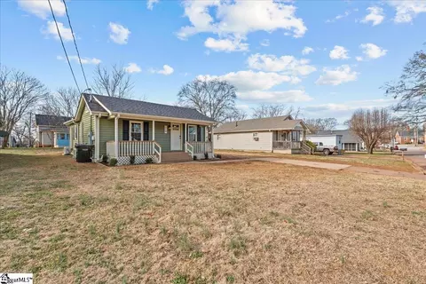 110 E James St, Greer, SC 29651 photo 25