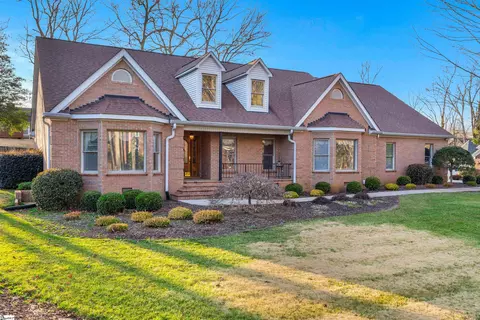 33 Weybridge Ct, Greenville, SC 29615