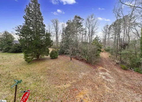52 Brook St, Honea Path, SC 29654 photo 1