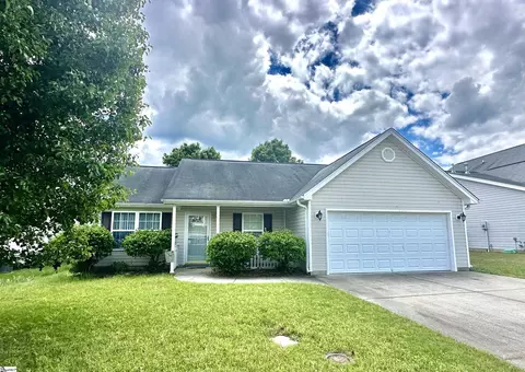 14 Heatherfield Dr, Simpsonville, SC 29680