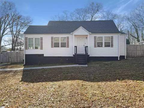 318 Crosby Cir, Greenville, SC 29605
