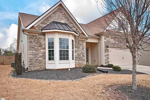 205 Evansdale Way, Simpsonville, SC 29680