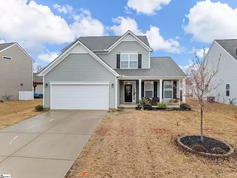 423 Wolfbend Rd, Woodruff, SC 29388