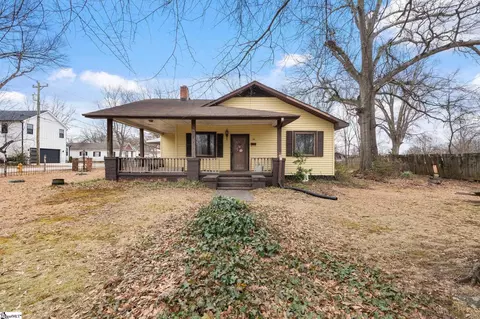 20 Henderson St, Greenville, SC 29611