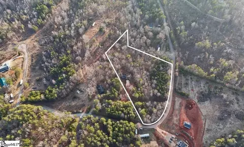 246 Hunting Hollow Rd, Six Mile, SC 29682