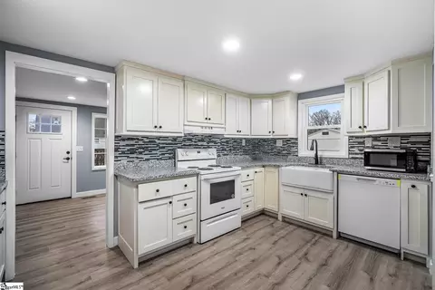 Kitchen - 18 Conner St, Pelzer, SC 29669 photo 1 of 3