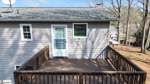 Exterior - 104 Williamsburg Way, Easley, SC 29642 photo 10 of 12