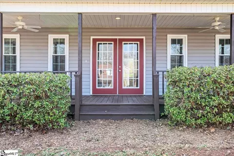Exterior - 104 Williamsburg Way, Easley, SC 29642 photo 11 of 12