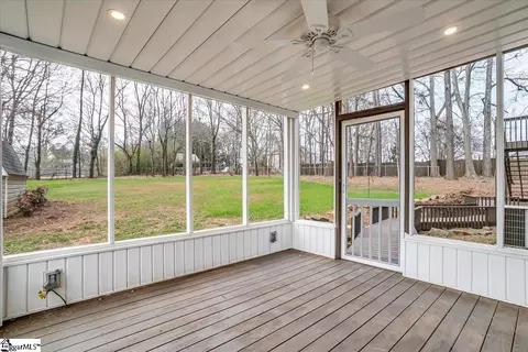 Exterior - 104 Williamsburg Way, Easley, SC 29642 photo 4 of 12