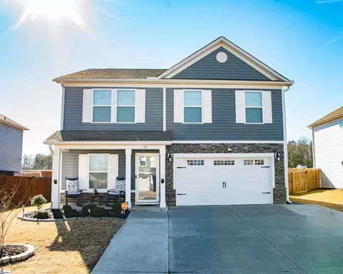 111 Bruinen Dr, Fountain Inn, SC 29644