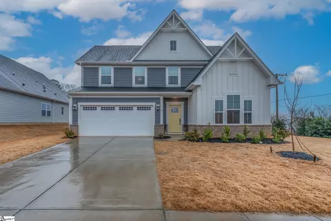4 Beckman Dr, Greenville, SC 29605