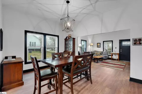 Dining - 101 Garrison St, Easley, SC 29640 photo 2 of 2