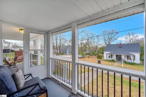 Exterior - 101 Garrison St, Easley, SC 29640 photo 2 of 4