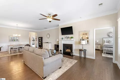 Entry Way - 167 Willowbottom Dr, Greer, SC 29651 photo 6 of 8