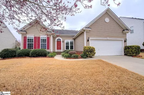 14 Water Reach Ln, Simpsonville, SC 29681