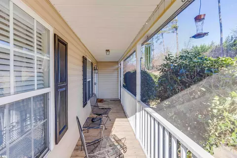 140 Brown Dr, Easley, SC 29642 photo 2