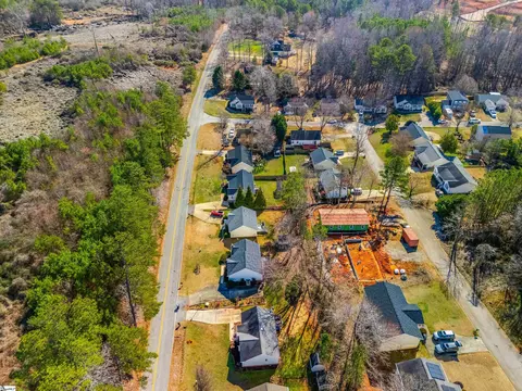 140 Brown Dr, Easley, SC 29642 photo 24