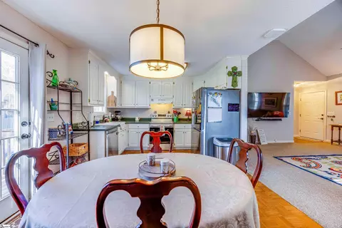 140 Brown Dr, Easley, SC 29642 photo 9