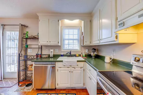 140 Brown Dr, Easley, SC 29642 photo 7