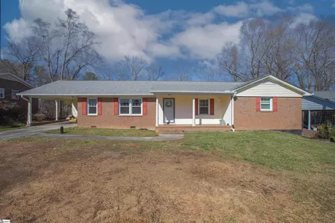 413 Fairhaven Dr, Taylors, SC 29687
