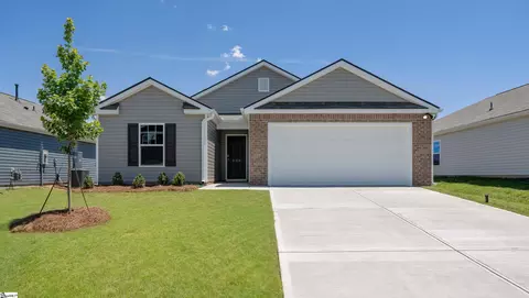 208 Stone Creek Rd, Clinton, SC 29325