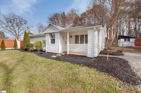 421 Leona Ct, Spartanburg, SC 29301