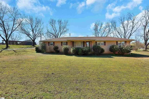 111 Frisco Dr, Pendleton, SC 29670