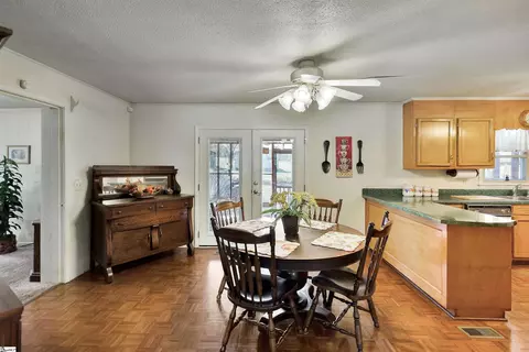 Dining - 111 Frisco Dr, Pendleton, SC 29670 photo 1 of 2