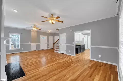 321 Camperdown Ct, Easley, SC 29642 photo 8