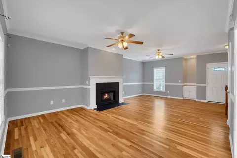 321 Camperdown Ct, Easley, SC 29642 photo 9