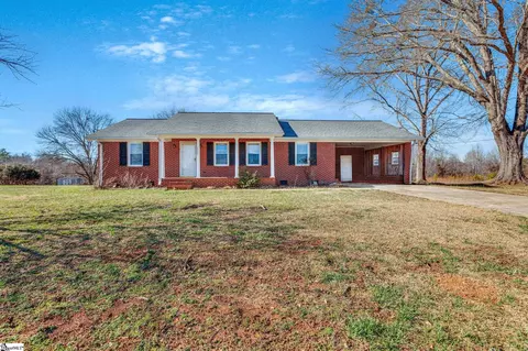 1535 Fowler Rd, Woodruff, SC 29388
