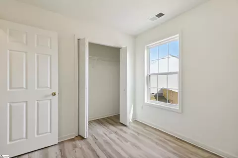 404 Opal Ct, Greer, SC 29651 photo 20