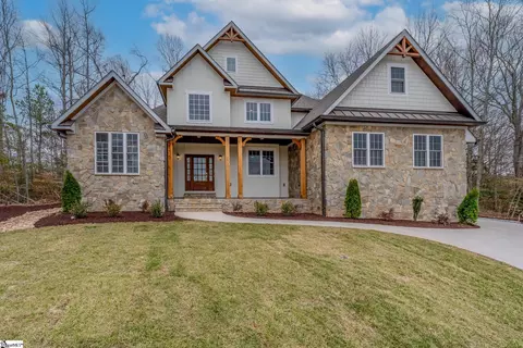 500 Acadia Ave, Piedmont, SC 29673