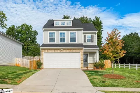 1204 Paramount Dr, Lyman, SC 29365 photo 1