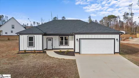 125 Shasta Dr, Greenville, SC 29605
