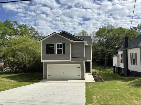 303 Mills Ave, Liberty, SC 29657