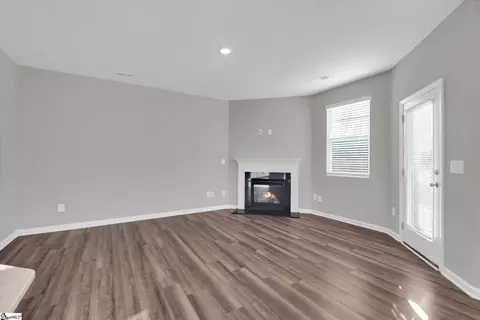 Living - 315 E Compass Way, Easley, SC 29640 photo 3 of 4