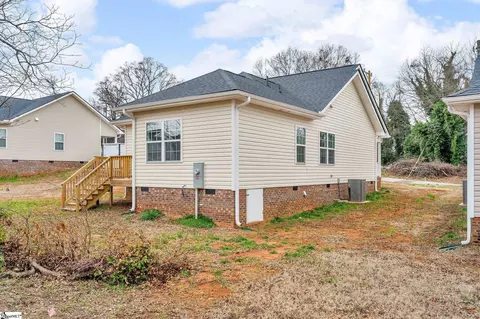 Exterior - 106 Fuller St, Greer, SC 29650 photo 4 of 5