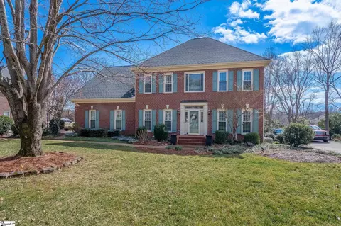 10 Gilder Point Ct, Simpsonville, SC 29681