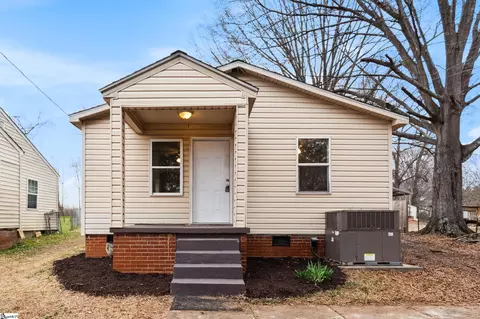 315 Hugh St, Anderson, SC 29624